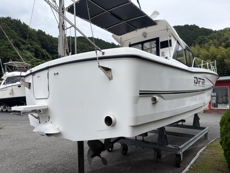 banner_093001-yamaha-dfr-33