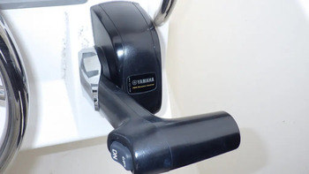 thumb_093026-yamaha-sr-x