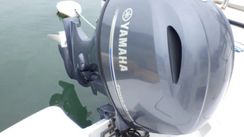 thumb_093026-yamaha-sr-x