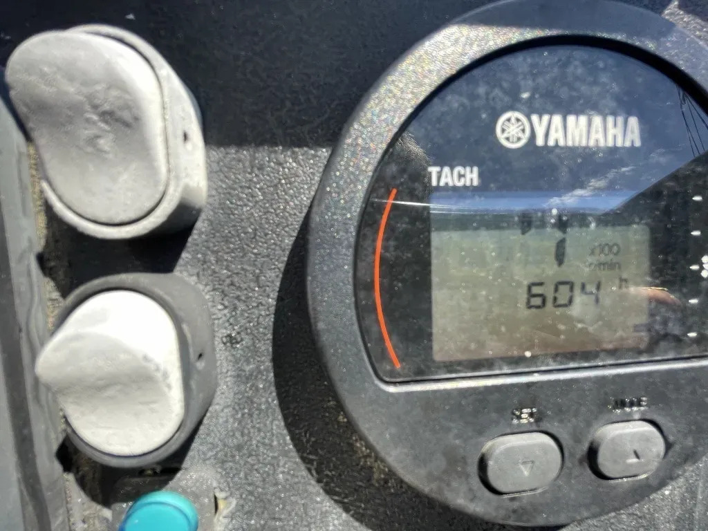 banner_093053-yamaha-srv-20