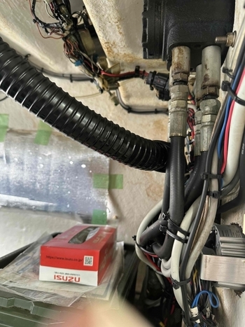 thumb_093050-yanmar-de31d