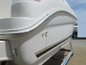 thumb_093094-sea-ray-240-sundancer