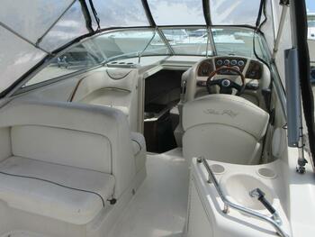 thumb_093094-sea-ray-240-sundancer