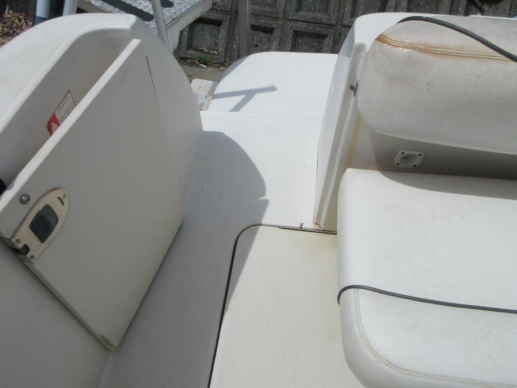 banner_093094-sea-ray-240-sundancer