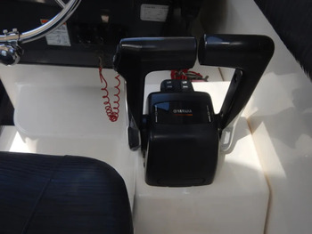 thumb_093212-yamaha-yf-27