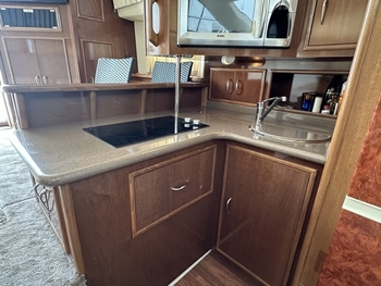 thumb_093233-carver-yachts-38-super-sport