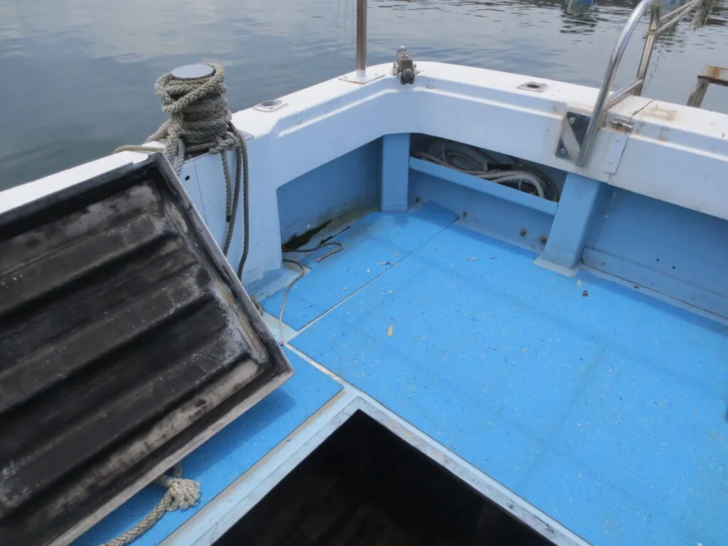 banner_093268-urasoe-shipyard-fishing-vessel