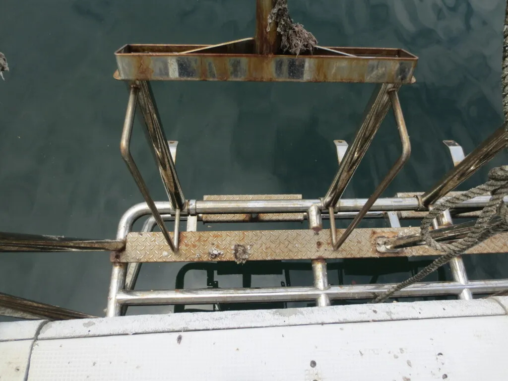 banner_093268-urasoe-shipyard-fishing-vessel