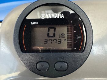 thumb_093294-yamaha-uf-24