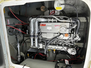 thumb_093329-yanmar-lf26cz