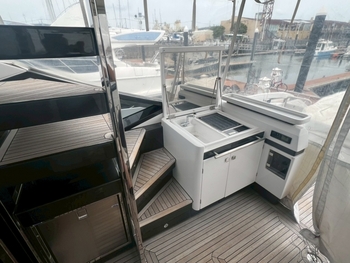 thumb_093387-azimut-yachts-s7