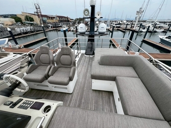 thumb_093387-azimut-yachts-s7