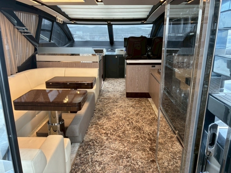 banner_093387-azimut-yachts-s7