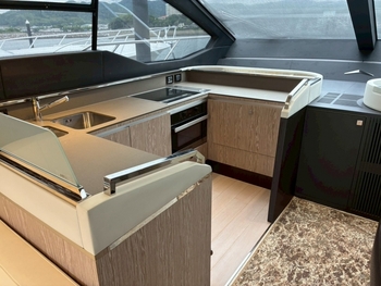 thumb_093387-azimut-yachts-s7
