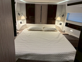 thumb_093387-azimut-yachts-s7