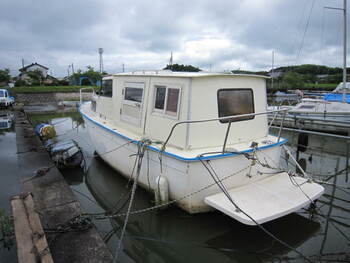 thumb_093406-albin-marine-25