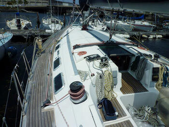 thumb_093438-beneteau-first-45