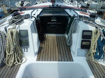 thumb_093438-beneteau-first-45