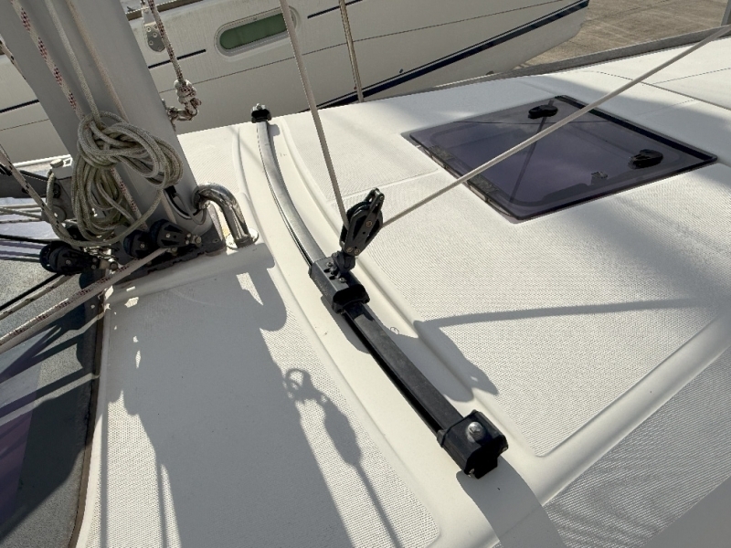 banner_093439-dufour-yachts-36