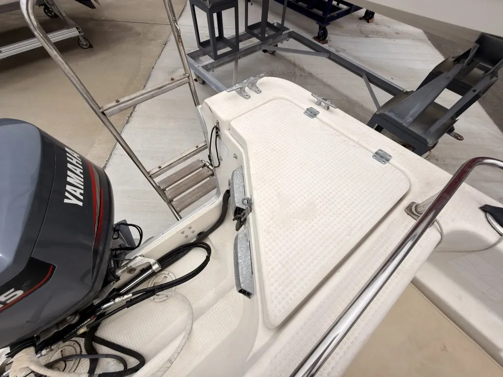 banner_093445-yamaha-f-23