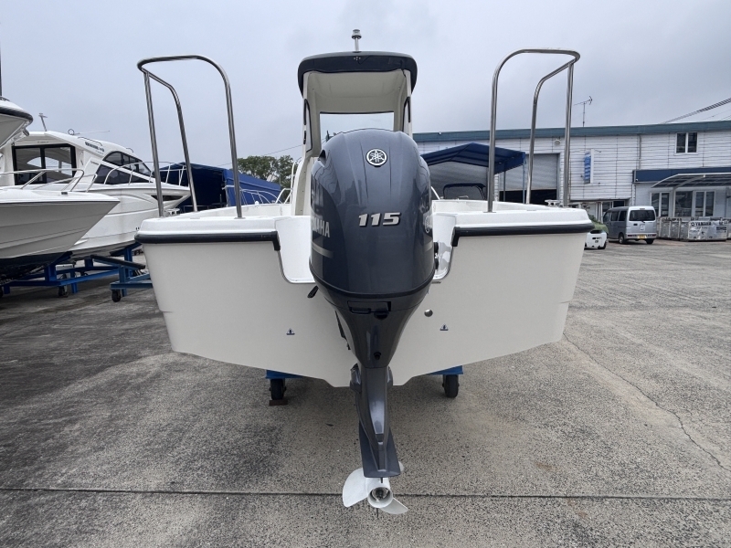 banner_093441-yamaha-f-a-s-t-23