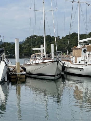 thumb_093458-hinckley-sw-42