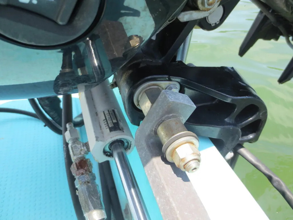 banner_093561-yamaha-w-25
