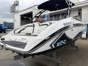 thumb_093615-yamaha-ar240