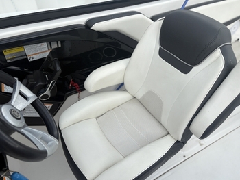 thumb_093615-yamaha-ar240
