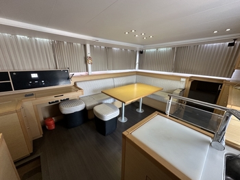 thumb_089556-lagoon-450-catamaran