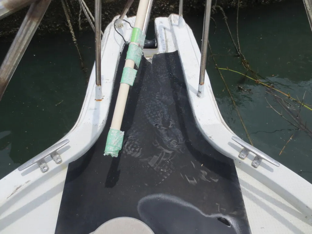 banner_093649-yamaha-uf-30