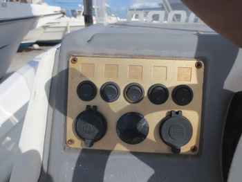 thumb_093694-yamaha-uf-17