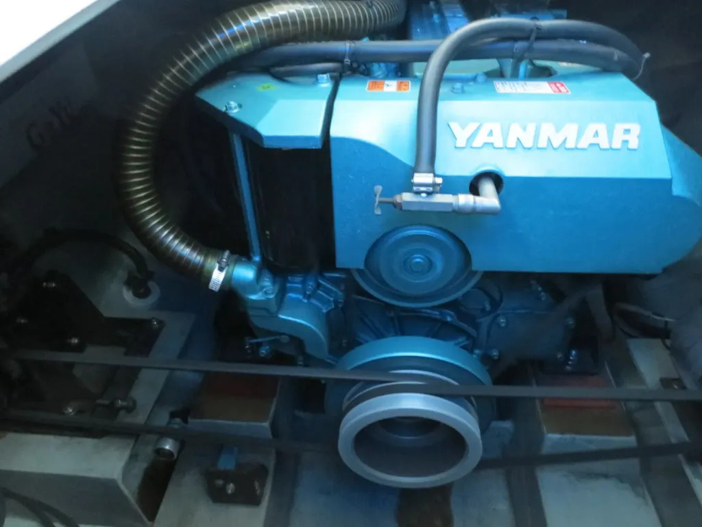 banner_093695-yanmar-ex33a