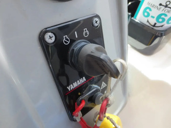 thumb_093698-yamaha-fc-24