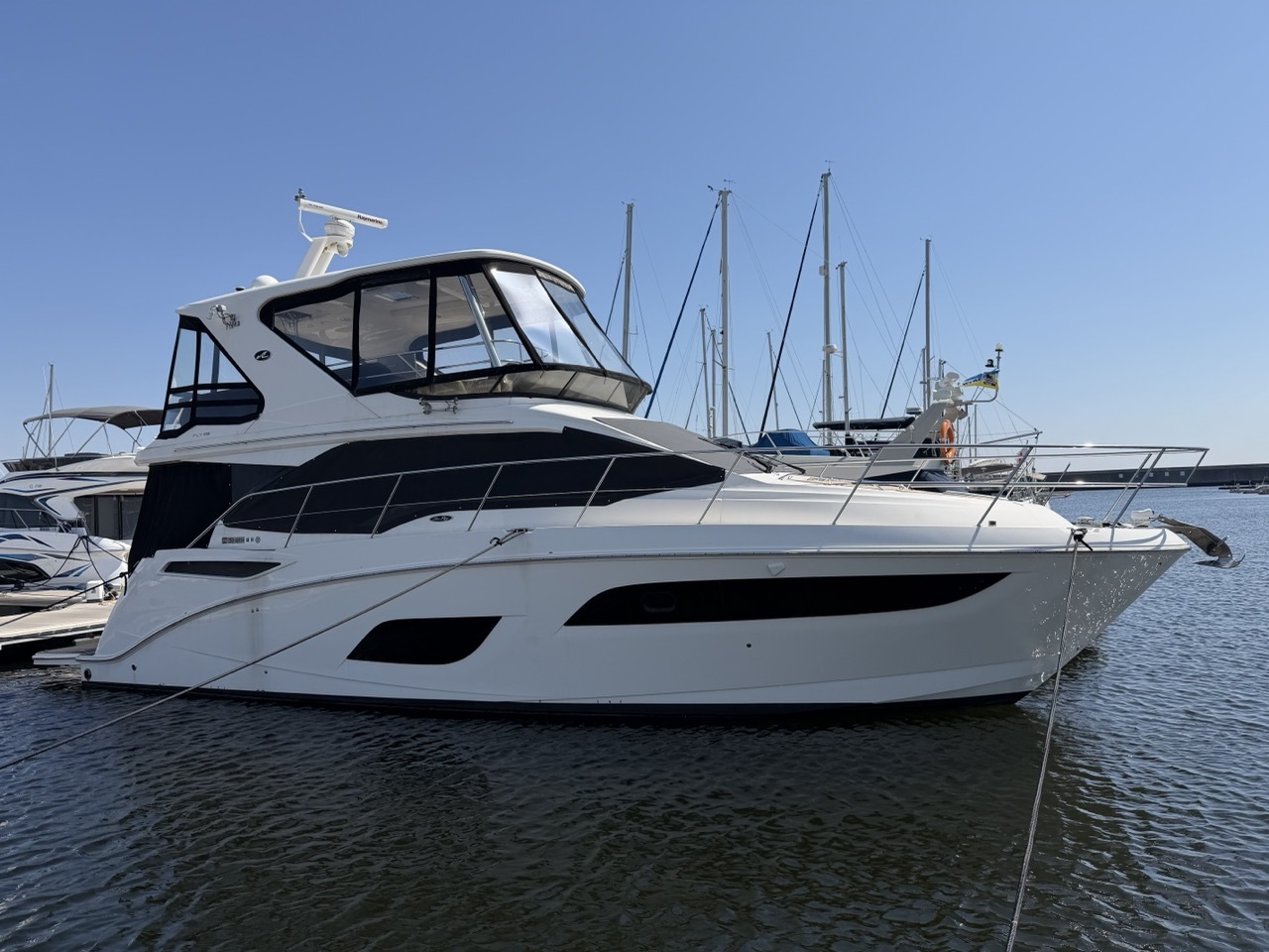 banner_093711-sea-ray-460-fly