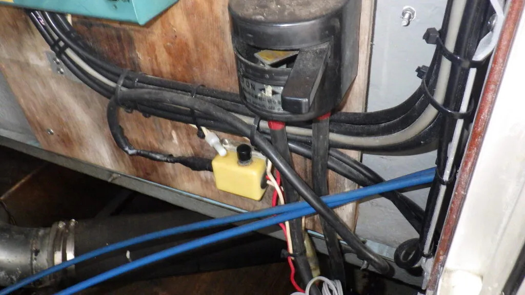 banner_093765-yanmar-de33b