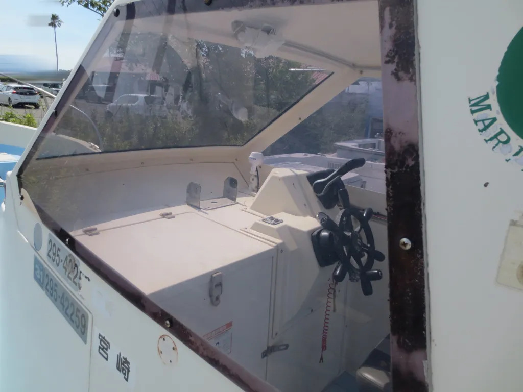banner_093768-marine-six-sw-30f