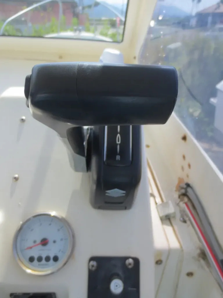 banner_093768-marine-six-sw-30f