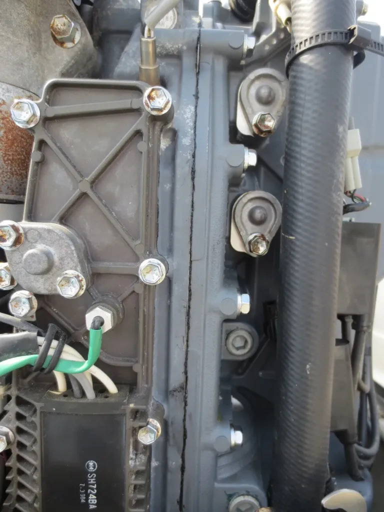 banner_093768-marine-six-sw-30f
