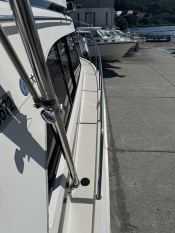 thumb_093904-riviera-3300