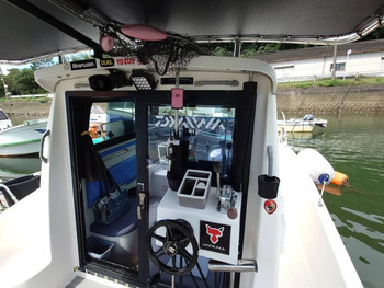 thumb_093906-tohatsu-tsc250