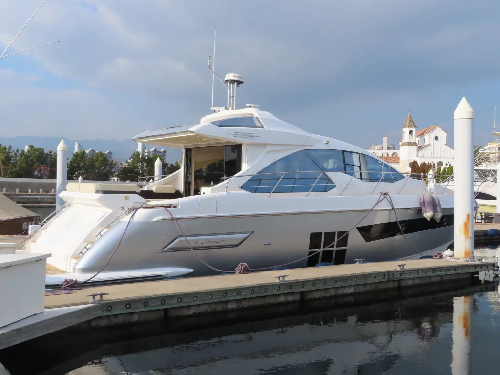 banner_074362-azimut-yachts-55s