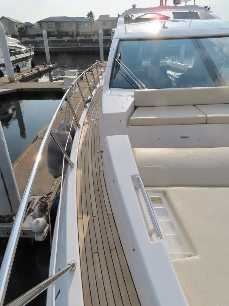 banner_074362-azimut-yachts-55s