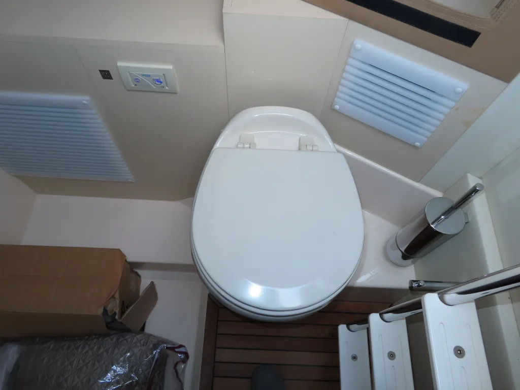 banner_074362-azimut-yachts-55s