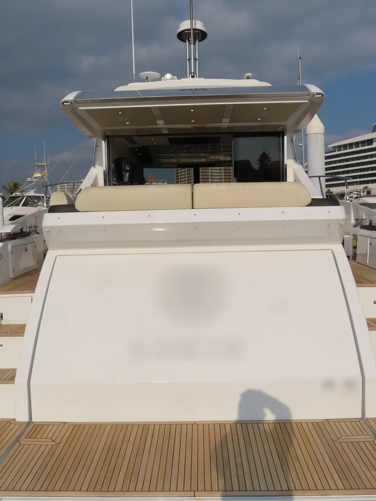 banner_074362-azimut-yachts-55s