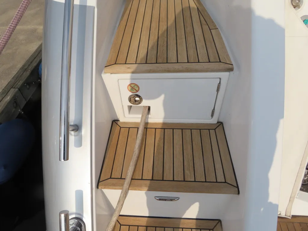 banner_074362-azimut-yachts-55s
