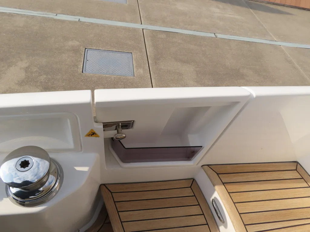 banner_074362-azimut-yachts-55s