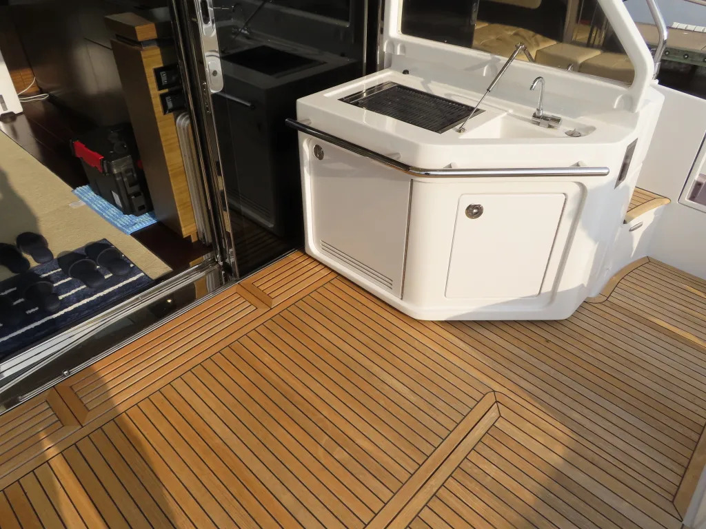 banner_074362-azimut-yachts-55s