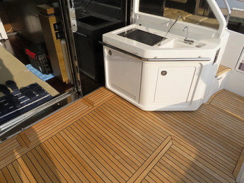 thumb_074362-azimut-yachts-55s