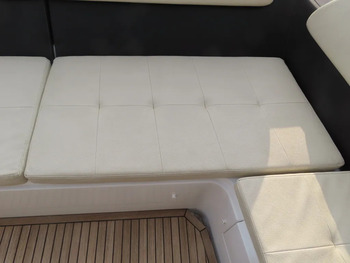 thumb_074362-azimut-yachts-55s